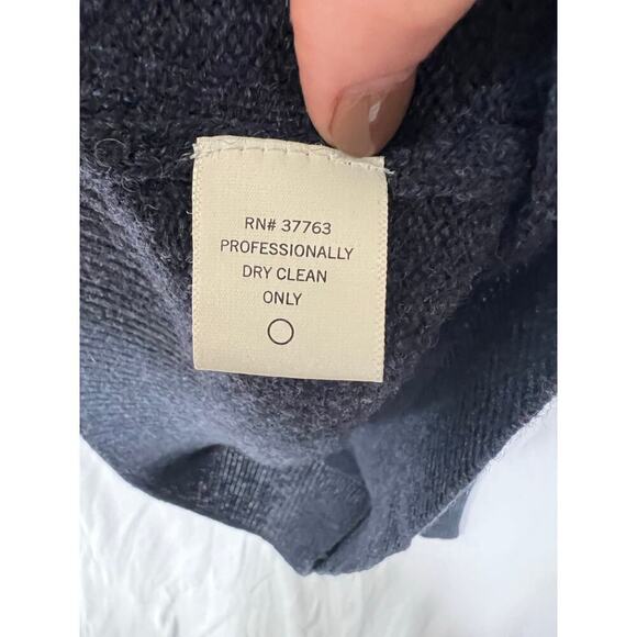 Men's 100% Lambswool Sweater, Penguin by Munsingwear, XL, Navy, Vneck - Picture 6 of 9